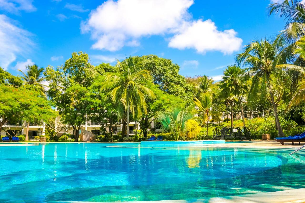 Diani Sea Resort Playa de Diani Exterior foto